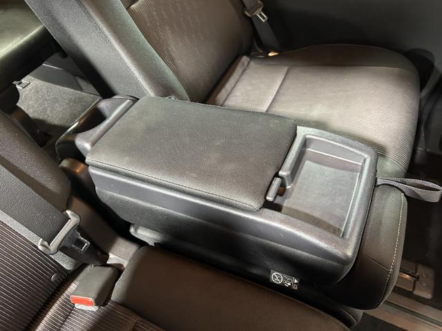 セレナ ハイウェイスター　ＰｒｏＰＩＬＯＴ　純正１０ｉｎｃナビＴＶ　フリップダウンモニター　デジタルインナーミラー　パークアシスト　レーダーＣ　衝突軽減Ｂ　レーンアシスト　クリアランスソナー　ＬＥＤライト　ＥＴＣ　ドラレコ（37枚目）