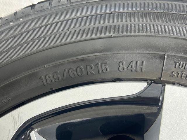 シエンタ Ｇ　クエロ　純正９ｉｎｃナビＴＶ　ハーフレザー　全方位カメラ　衝突軽減　両側電動　ＥＴＣ　ドラレコ　レーンアシスト　アイドリングストップ　オートライト　ＬＥＤヘッドライト　オートハイビーム　スマートキー（66枚目）