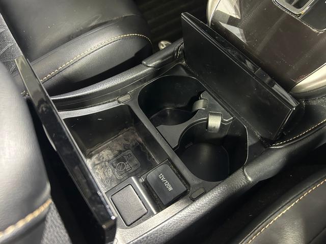 ハリアー プレミアム　モデリスタエアロ　純正９ｉｎｃナビＴＶ　バックカメラ　３眼ＬＥＤ　ハーフレザー　パワーシート　電動リアゲート　レーダークルコン　衝突軽減ブレーキ　レーンアシスト　　ドライブレコーダー　ＥＴＣ（32枚目）