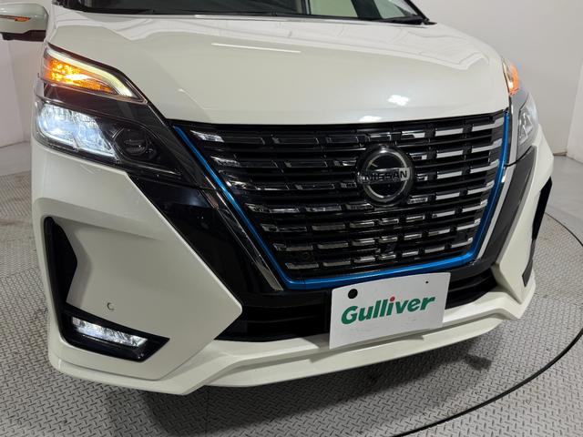 セレナ ｅ－パワー　ハイウェイスターＶ　ＰｒｏＰＩＬＯＴ　純正１０ｉｎｃナビＴＶ　３６０カメラ　フリップダウンモニター　レーダークルコン　衝突軽減Ｂ　レーンアシスト　ブラインドＳＭ　両側パワースライドドア　パークアシスト　クリアランスソナー（17枚目）
