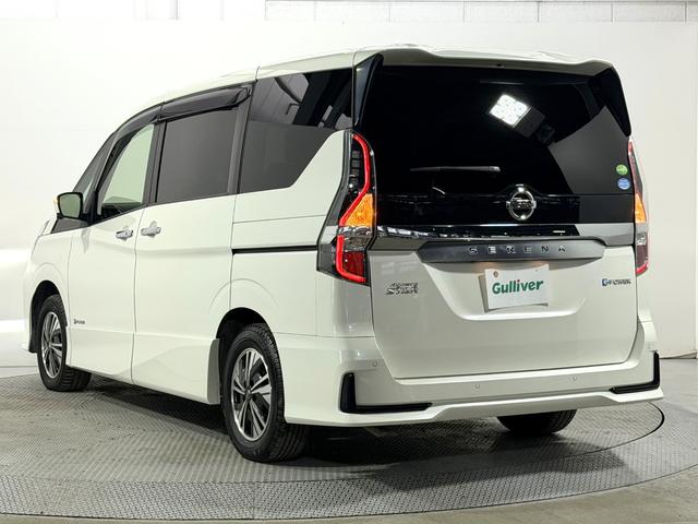 セレナ ｅ－パワー　ハイウェイスターＶ　ＰｒｏＰＩＬＯＴ　純正１０ｉｎｃナビＴＶ　３６０カメラ　フリップダウンモニター　レーダークルコン　衝突軽減Ｂ　レーンアシスト　ブラインドＳＭ　両側パワースライドドア　パークアシスト　クリアランスソナー（21枚目）