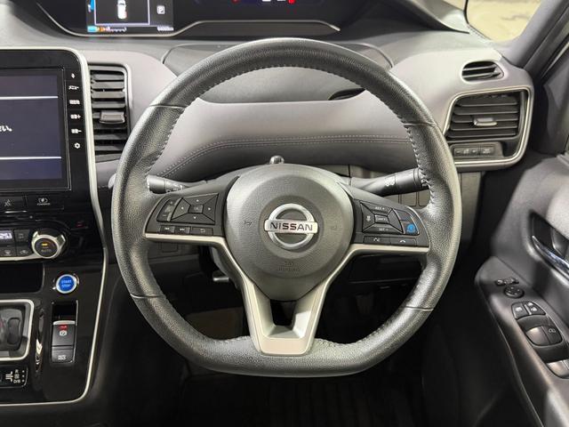 セレナ ｅ－パワー　ハイウェイスターＶ　ＰｒｏＰＩＬＯＴ　純正１０ｉｎｃナビＴＶ　３６０カメラ　フリップダウンモニター　レーダークルコン　衝突軽減Ｂ　レーンアシスト　ブラインドＳＭ　両側パワースライドドア　パークアシスト　クリアランスソナー（37枚目）