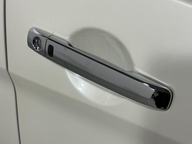 セレナ ｅ－パワー　ハイウェイスターＶ　ＰｒｏＰＩＬＯＴ　純正１０ｉｎｃナビＴＶ　３６０カメラ　フリップダウンモニター　レーダークルコン　衝突軽減Ｂ　レーンアシスト　ブラインドＳＭ　両側パワースライドドア　パークアシスト　クリアランスソナー（61枚目）