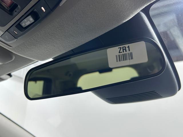 フリード ｅ：ＨＥＶクロスター　登録済未使用車　純正９ｉｎｃナビＴＶ　Ｂカメラ　レーダークルーズ　衝突軽減Ｂ　レーンアシスト　ブラインドＳＭ　両側パワースライドドア　ハーフレザー　シートヒーター　クリアランスソナー　ＬＥＤライト（26枚目）