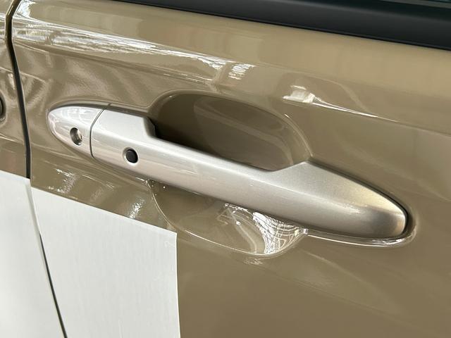 フリード ｅ：ＨＥＶクロスター　登録済未使用車　純正９ｉｎｃナビＴＶ　Ｂカメラ　レーダークルーズ　衝突軽減Ｂ　レーンアシスト　ブラインドＳＭ　両側パワースライドドア　ハーフレザー　シートヒーター　クリアランスソナー　ＬＥＤライト（66枚目）