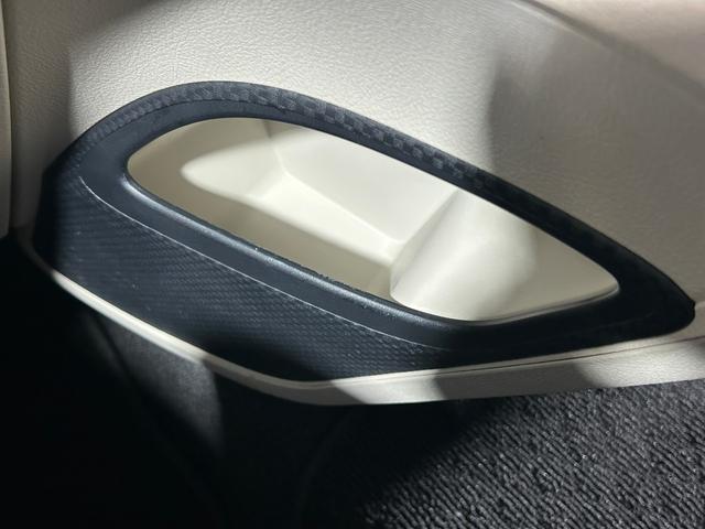 シエンタ Ｘ　純正ナビ　フルセグＴＶ　Ｂｌｕｅｔｏｏｔｈ接続　バックカメラ　パワースライドドア　ビルトインＥＴＣ　アイドリングストップ　盗難防止システム（29枚目）