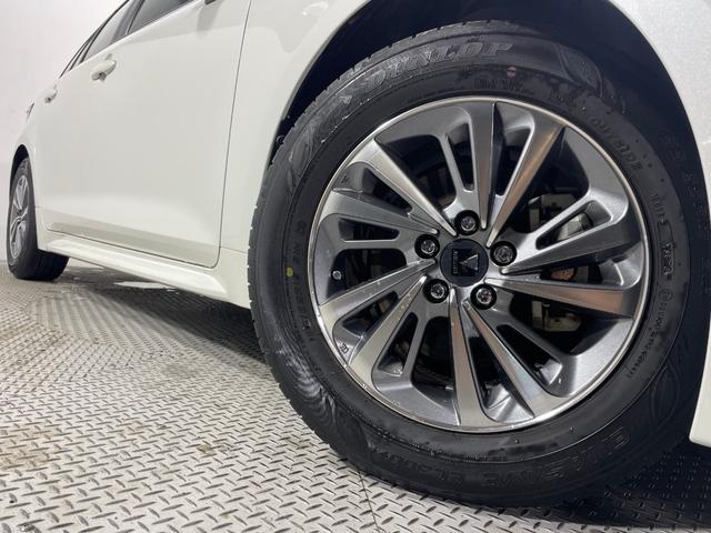 カローラツーリング Ｇ－Ｘ　純正ナビ　Ｂｌｕｅｔｏｏｔｈ接続　バックカメラ　ＥＴＣ　ドラレコ　レーダークルコン　衝突軽減　レーンアシスト　オートハイビーム　オートライト　ＬＥＤヘッドライト　プッシュスタート　スマートキー（18枚目）