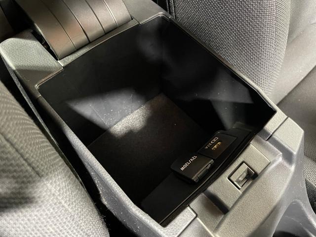 カローラツーリング Ｇ－Ｘ　純正ナビ　Ｂｌｕｅｔｏｏｔｈ接続　バックカメラ　ＥＴＣ　ドラレコ　レーダークルコン　衝突軽減　レーンアシスト　オートハイビーム　オートライト　ＬＥＤヘッドライト　プッシュスタート　スマートキー（26枚目）