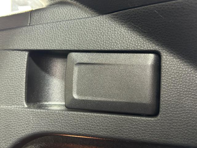 カローラツーリング Ｇ－Ｘ　純正ナビ　Ｂｌｕｅｔｏｏｔｈ接続　バックカメラ　ＥＴＣ　ドラレコ　レーダークルコン　衝突軽減　レーンアシスト　オートハイビーム　オートライト　ＬＥＤヘッドライト　プッシュスタート　スマートキー（30枚目）