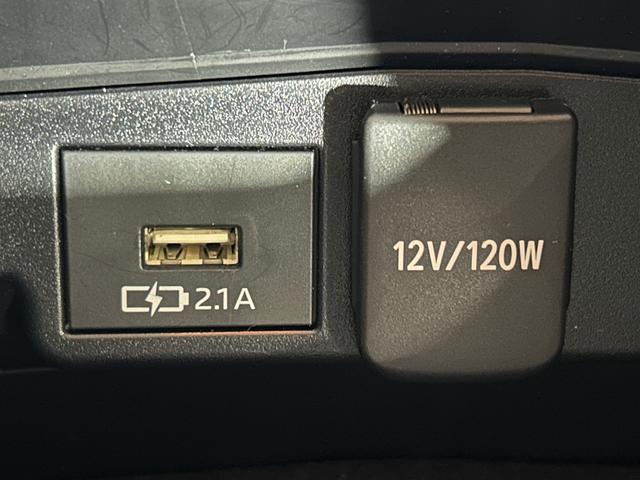 カローラツーリング Ｇ－Ｘ　純正ナビ　Ｂｌｕｅｔｏｏｔｈ接続　バックカメラ　ＥＴＣ　ドラレコ　レーダークルコン　衝突軽減　レーンアシスト　オートハイビーム　オートライト　ＬＥＤヘッドライト　プッシュスタート　スマートキー（33枚目）