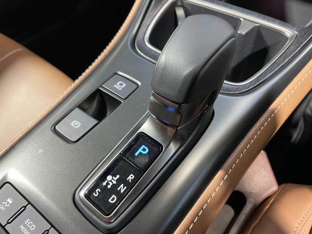 LBX リラックス サドルタンレザー レクサスチームメイトアドバンスドドライブ/パーク ヘッドアップディスプレイ 360カメラ 衝突軽減B レーダーC BSM 電動リアゲート シートヒーター メモリシート フルセグTV(8枚目)