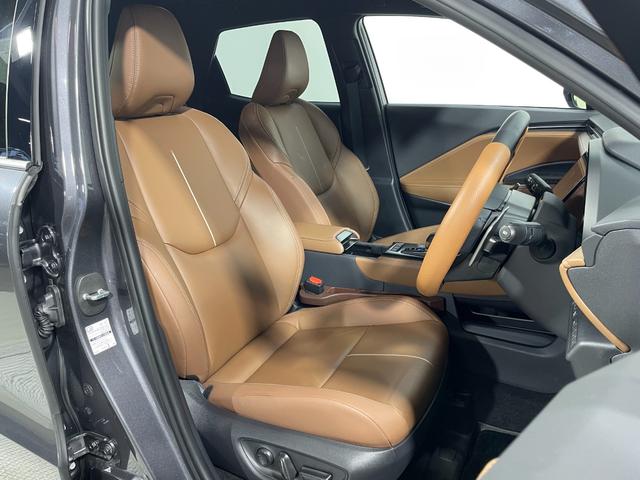 LBX リラックス サドルタンレザー レクサスチームメイトアドバンスドドライブ/パーク ヘッドアップディスプレイ 360カメラ 衝突軽減B レーダーC BSM 電動リアゲート シートヒーター メモリシート フルセグTV(13枚目)