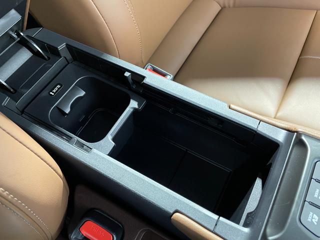 LBX リラックス サドルタンレザー レクサスチームメイトアドバンスドドライブ/パーク ヘッドアップディスプレイ 360カメラ 衝突軽減B レーダーC BSM 電動リアゲート シートヒーター メモリシート フルセグTV(31枚目)