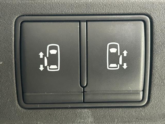 セレナ ハイウェイスター　ＶセレクションＩＩ　プロパイロット　デジタルインナーミラー　アルパインナビ　後席モニター　全方位カメラ　パークアシスト　両側パワスラ　ＥＴＣ　ドラレコ　クリアランスソナー　ＬＥＤヘッドライト　アイドリングストップ　禁煙車（9枚目）