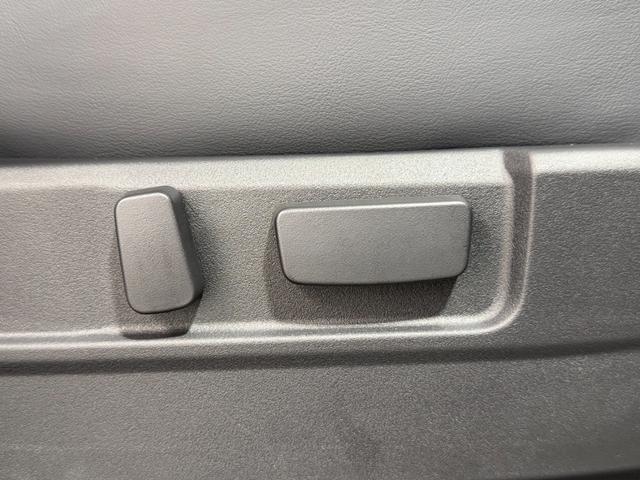 デリカD:5 シャモニー 登録済未使用車 ALPINE11incナビTV 360カメラ ハーフレザー パワーシート ステアリングヒーター 電動リアゲート レーダークルコン 衝突軽減ブレーキ レーンアシスト ブラインドSM(8枚目)