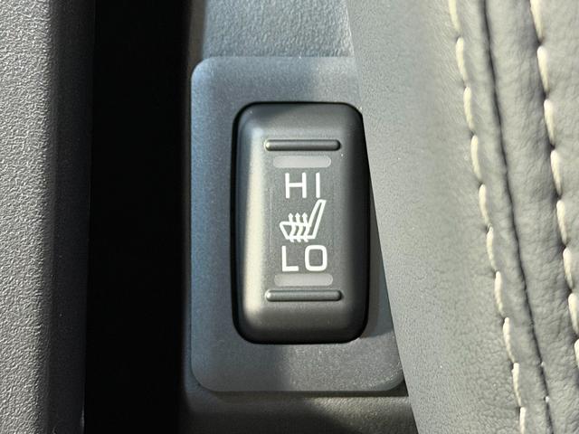 デリカD:5 シャモニー 登録済未使用車 ALPINE11incナビTV 360カメラ ハーフレザー パワーシート ステアリングヒーター 電動リアゲート レーダークルコン 衝突軽減ブレーキ レーンアシスト ブラインドSM(9枚目)