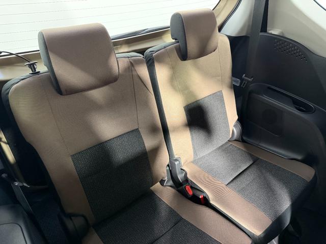 シエンタ Ｇ　グランパー　純正ナビＴＶ　３６０カメラ　フリップダウンモニター　シートヒーター　ハンドルヒーター　衝突軽減Ｂ　レーンアシスト　両側パワースライドドア　クリアランスソナー　前後ドライブレコーダー　ＥＴＣ（15枚目）