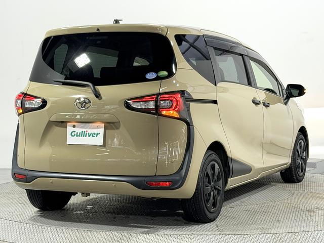 シエンタ Ｇ　グランパー　純正ナビＴＶ　３６０カメラ　フリップダウンモニター　シートヒーター　ハンドルヒーター　衝突軽減Ｂ　レーンアシスト　両側パワースライドドア　クリアランスソナー　前後ドライブレコーダー　ＥＴＣ（20枚目）