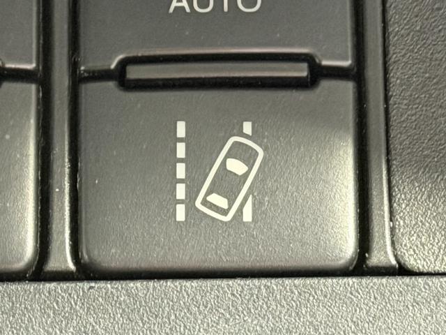 シエンタ Ｇ　グランパー　純正ナビＴＶ　３６０カメラ　フリップダウンモニター　シートヒーター　ハンドルヒーター　衝突軽減Ｂ　レーンアシスト　両側パワースライドドア　クリアランスソナー　前後ドライブレコーダー　ＥＴＣ（23枚目）