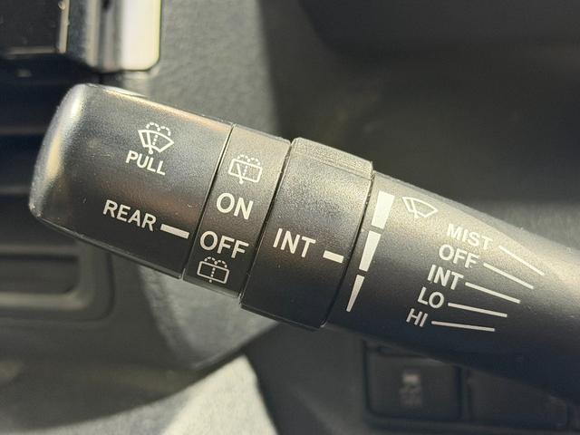 シエンタ Ｇ　グランパー　純正ナビＴＶ　３６０カメラ　フリップダウンモニター　シートヒーター　ハンドルヒーター　衝突軽減Ｂ　レーンアシスト　両側パワースライドドア　クリアランスソナー　前後ドライブレコーダー　ＥＴＣ（48枚目）