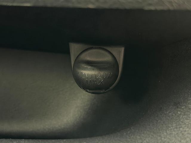 シエンタ ハイブリッドＧ　クエロ　純正ナビＴＶ　３６０カメラ　クルーズコントロール　衝突軽減Ｂ　レーンアシスト　　ハーフレザー　シートヒーター　ハンドルヒーター　オートハイビーム　ＬＥＤヘッドライト　スマートキー　　ＥＴＣ　ドラレコ（37枚目）