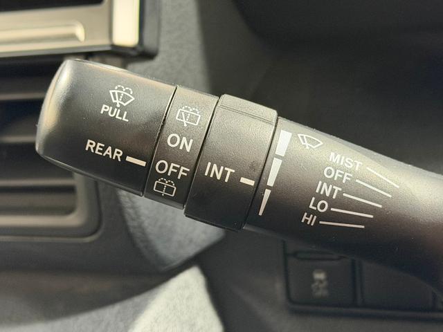 シエンタ ハイブリッドＧ　クエロ　純正ナビＴＶ　３６０カメラ　クルーズコントロール　衝突軽減Ｂ　レーンアシスト　　ハーフレザー　シートヒーター　ハンドルヒーター　オートハイビーム　ＬＥＤヘッドライト　スマートキー　　ＥＴＣ　ドラレコ（48枚目）