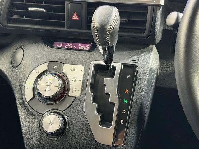 シエンタ ハイブリッドＧ　クエロ　純正ナビＴＶ　３６０カメラ　クルーズコントロール　衝突軽減Ｂ　レーンアシスト　　ハーフレザー　シートヒーター　ハンドルヒーター　オートハイビーム　ＬＥＤヘッドライト　スマートキー　　ＥＴＣ　ドラレコ（57枚目）