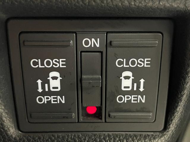 Ｎ－ＢＯＸカスタム Ｇ・Ｌターボホンダセンシング　純正８ｉｎｃナビＴＶ　バックカメラ　両側パワースライドドア　ハーフレザー　レーダークルコン　衝突軽減ブレーキ　レーンアシスト　スマートキー　プッシュスタート　ドライブレコーダー　ＥＴＣ（6枚目）