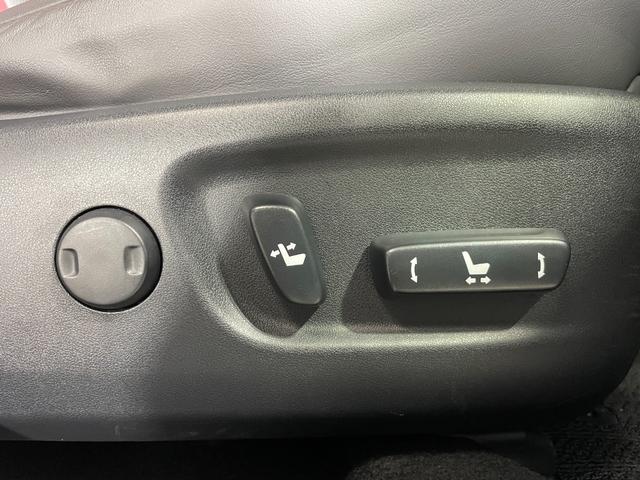 ＮＸ ＮＸ２００ｔ　Ｆスポーツ　赤革シート　三眼ＬＥＤ　純正ナビＴＶ　バックカメラ　パワーシート／ヒーター／エアコン　ステアリングヒーター　クルーズコントロール　スマートキー　プッシュスタート　ワンオーナー（7枚目）