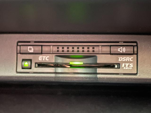 ＮＸ ＮＸ２００ｔ　Ｆスポーツ　赤革シート　三眼ＬＥＤ　純正ナビＴＶ　バックカメラ　パワーシート／ヒーター／エアコン　ステアリングヒーター　クルーズコントロール　スマートキー　プッシュスタート　ワンオーナー（10枚目）