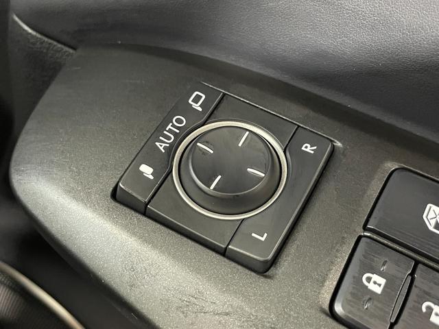 ＮＸ ＮＸ２００ｔ　Ｆスポーツ　赤革シート　三眼ＬＥＤ　純正ナビＴＶ　バックカメラ　パワーシート／ヒーター／エアコン　ステアリングヒーター　クルーズコントロール　スマートキー　プッシュスタート　ワンオーナー（35枚目）