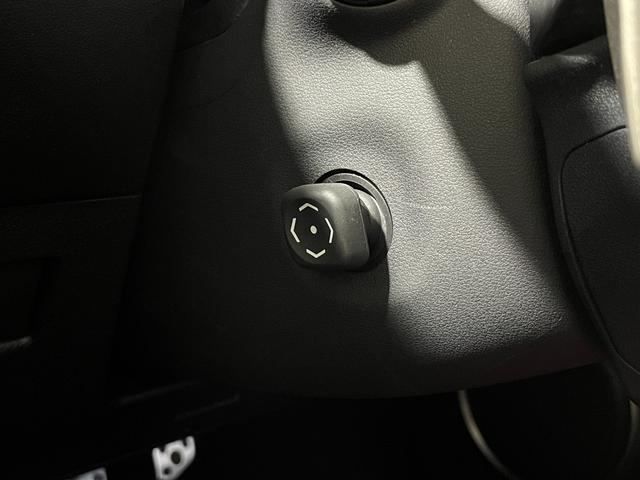 ＮＸ ＮＸ２００ｔ　Ｆスポーツ　赤革シート　三眼ＬＥＤ　純正ナビＴＶ　バックカメラ　パワーシート／ヒーター／エアコン　ステアリングヒーター　クルーズコントロール　スマートキー　プッシュスタート　ワンオーナー（42枚目）