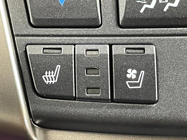 ＮＸ ＮＸ２００ｔ　Ｆスポーツ　赤革シート　三眼ＬＥＤ　純正ナビＴＶ　バックカメラ　パワーシート／ヒーター／エアコン　ステアリングヒーター　クルーズコントロール　スマートキー　プッシュスタート　ワンオーナー（52枚目）