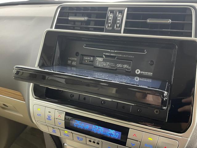 ランドクルーザープラド ＴＸ　Ｌパッケージ　７人乗　ベージュレザーシート　純正９ｉｎｃナビＴＶ　バックカメラ　パワーシート／ヒーター／エアコン　レーダークルコン　衝突軽減Ｂ　レーンアシスト　オートハイビーム　ルーフレール　クリアランスソナー（27枚目）