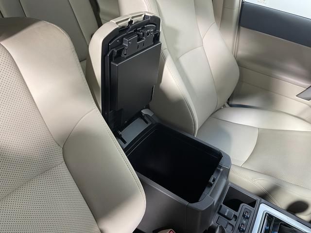 ランドクルーザープラド ＴＸ　Ｌパッケージ　７人乗　ベージュレザーシート　純正９ｉｎｃナビＴＶ　バックカメラ　パワーシート／ヒーター／エアコン　レーダークルコン　衝突軽減Ｂ　レーンアシスト　オートハイビーム　ルーフレール　クリアランスソナー（28枚目）