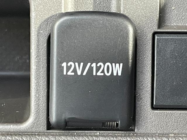 ランドクルーザープラド ＴＸ　Ｌパッケージ　７人乗　ベージュレザーシート　純正９ｉｎｃナビＴＶ　バックカメラ　パワーシート／ヒーター／エアコン　レーダークルコン　衝突軽減Ｂ　レーンアシスト　オートハイビーム　ルーフレール　クリアランスソナー（33枚目）