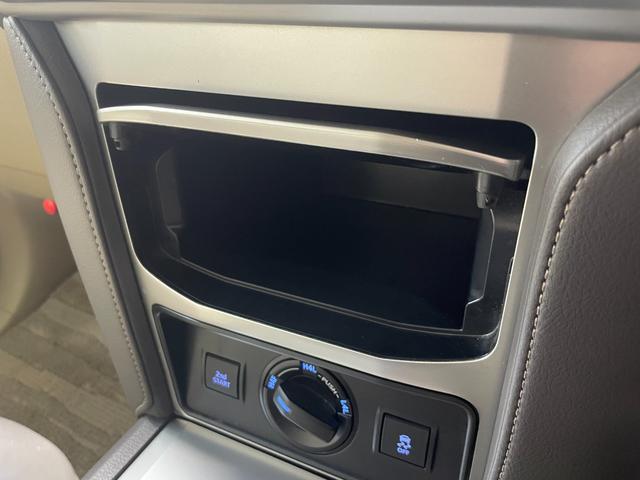 ランドクルーザープラド ＴＸ　Ｌパッケージ　７人乗　ベージュレザーシート　純正９ｉｎｃナビＴＶ　バックカメラ　パワーシート／ヒーター／エアコン　レーダークルコン　衝突軽減Ｂ　レーンアシスト　オートハイビーム　ルーフレール　クリアランスソナー（39枚目）