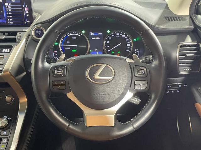 ＮＸ ＮＸ３００ｈ　Ｉパッケージ　モデリスタエアロ　茶革シート　純正ナビＴＶ　バックカメラ　三眼ＬＥＤ　ヘッドアップＤ　パワーシート／ヒーター／クーラー　ハンドルヒーター　電動リアゲート　レーダーＣ　衝突軽減Ｂ　ＬＫＡ　ＢＳＭ（12枚目）