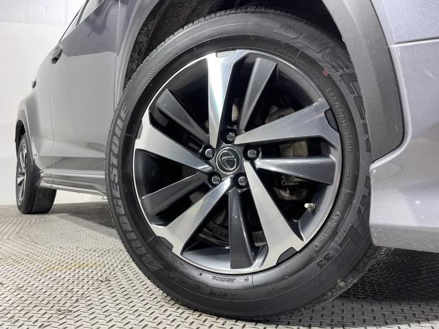 ＮＸ ＮＸ３００ｈ　Ｉパッケージ　モデリスタエアロ　茶革シート　純正ナビＴＶ　バックカメラ　三眼ＬＥＤ　ヘッドアップＤ　パワーシート／ヒーター／クーラー　ハンドルヒーター　電動リアゲート　レーダーＣ　衝突軽減Ｂ　ＬＫＡ　ＢＳＭ（18枚目）