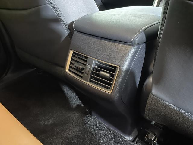 ＮＸ ＮＸ３００ｈ　Ｉパッケージ　モデリスタエアロ　茶革シート　純正ナビＴＶ　バックカメラ　三眼ＬＥＤ　ヘッドアップＤ　パワーシート／ヒーター／クーラー　ハンドルヒーター　電動リアゲート　レーダーＣ　衝突軽減Ｂ　ＬＫＡ　ＢＳＭ（44枚目）