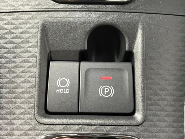 ライズ Ｚ　登録済未使用車　純正９ｉｎｃＤオーディオ　バックカメラ　シートヒーター　レーダークルコン　衝突軽減ブレーキ　レーンアシスト　スマートキー　プッシュスタート　クリアランスソナー（9枚目）