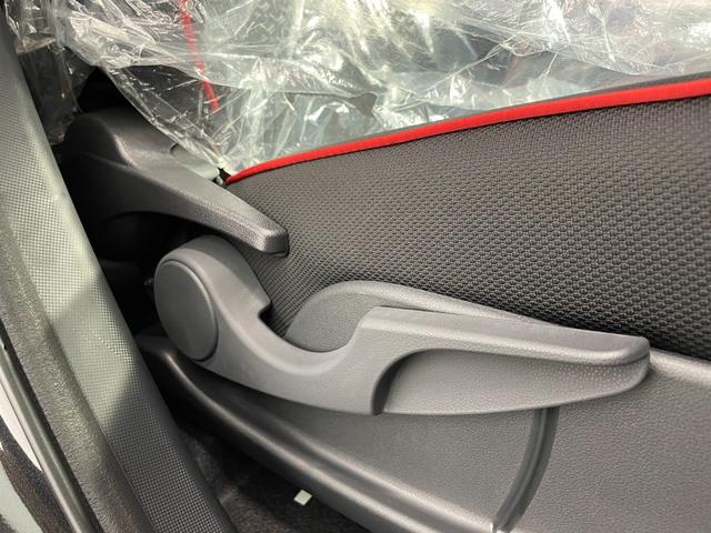 ライズ Ｚ　登録済未使用車　純正９ｉｎｃＤオーディオ　バックカメラ　シートヒーター　レーダークルコン　衝突軽減ブレーキ　レーンアシスト　スマートキー　プッシュスタート　クリアランスソナー（33枚目）