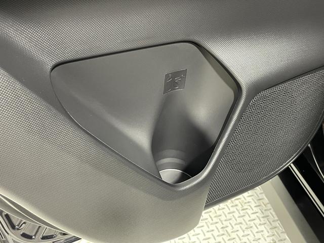 ライズ Ｚ　登録済未使用車　純正９ｉｎｃＤオーディオ　バックカメラ　シートヒーター　レーダークルコン　衝突軽減ブレーキ　レーンアシスト　スマートキー　プッシュスタート　クリアランスソナー（54枚目）