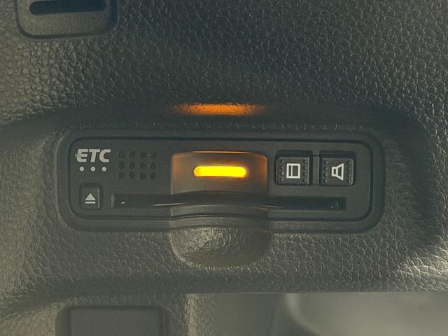 Ｎ－ＢＯＸカスタム Ｇ・Ｌターボホンダセンシング　純正８ｉｎｃナビＴＶ　バックカメラ　両側パワースライドドア　ハーフレザー　レーダークルコン　衝突軽減ブレーキ　レーンアシスト　スマートキー　プッシュスタート　オートライト　ドライブレコーダー　ＥＴＣ（8枚目）