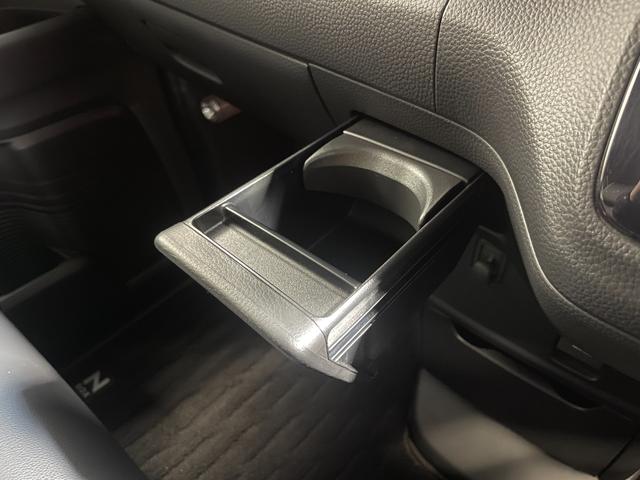 N-BOXカスタム G・Lターボホンダセンシング 純正ナビTV バックカメラ 両側パワースライドドア ハーフレザー レーダークルコン 衝突軽減ブレーキ レーンアシスト スマートキー プッシュスタート アイドリングストップ ドライブレコーダー ETC(27枚目)