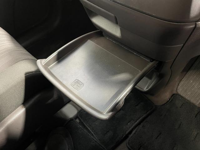 フリード G・ホンダセンシング 純正ナビTV Bカメラ レーダークルーズ 衝突軽減B レーンアシスト 両側パワースライドドア プッシュスタート ベンチシート オートライト Bluetooth CD/DVD ETC スマートキー(25枚目)