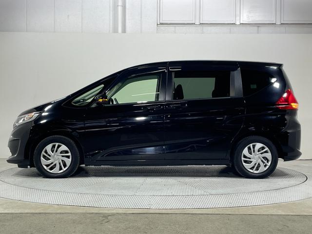 フリード G・ホンダセンシング 純正ナビTV Bカメラ レーダークルーズ 衝突軽減B レーンアシスト 両側パワースライドドア プッシュスタート ベンチシート オートライト Bluetooth CD/DVD ETC スマートキー(59枚目)