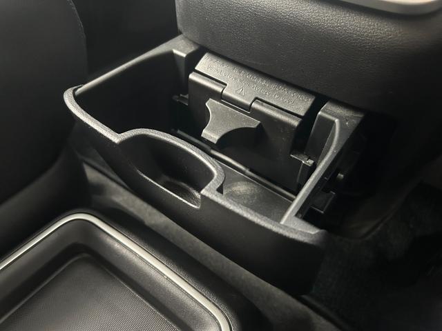 セレナ ｅ－パワー　オーテック　セーフティパッケージ　ＰｒｏＰＩＬＯＴ　純正１０ｉｎｃナビＴＶ　後席モニター　３６０カメラ　レーダークルーズ　衝突軽減Ｂ　レーンアシスト　両側パワースライドドア　クリアランスソナー　シートヒーター　リアオートＡＣ　ドラレコ（22枚目）