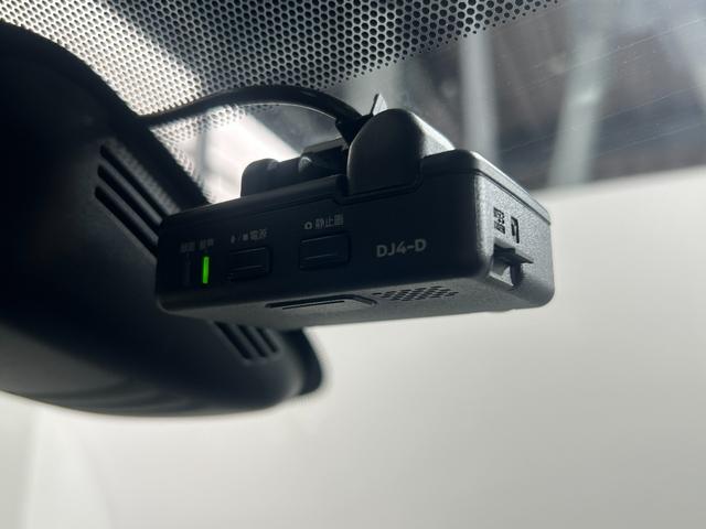 セレナ ｅ－パワー　オーテック　セーフティパッケージ　ＰｒｏＰＩＬＯＴ　純正１０ｉｎｃナビＴＶ　後席モニター　３６０カメラ　レーダークルーズ　衝突軽減Ｂ　レーンアシスト　両側パワースライドドア　クリアランスソナー　シートヒーター　リアオートＡＣ　ドラレコ（47枚目）