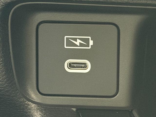 ヴェゼル e:HEV Z 登録済未使用車 純正9incナビTV バックカメラ ハーフレザー シート&ハンドルヒーター 電動リアゲート レーダークルコン 衝突軽減ブレーキ レーンアシスト BSM ダウンヒルアシスト 置き型充電(34枚目)